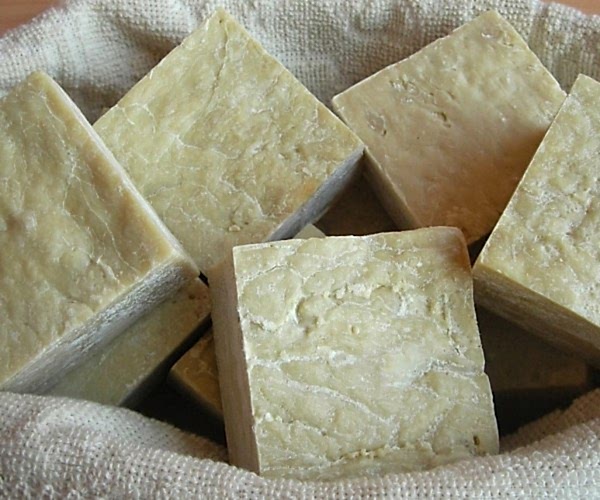 Zeytinyağlı Doğal Sabun Faydaları